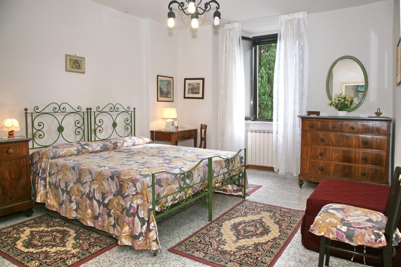 Agriturismo Villa Mozart Nel Verde Gubbio Exterior foto